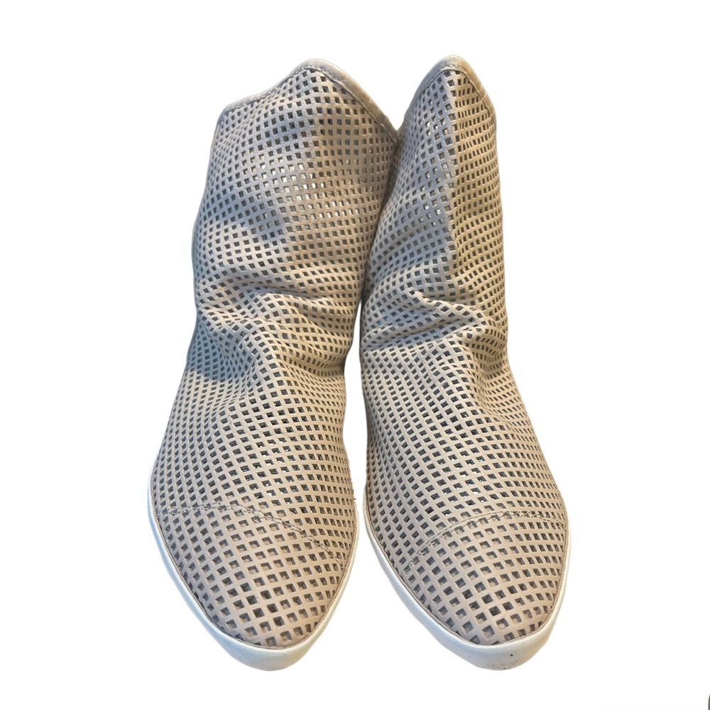 Flat Booties boots
